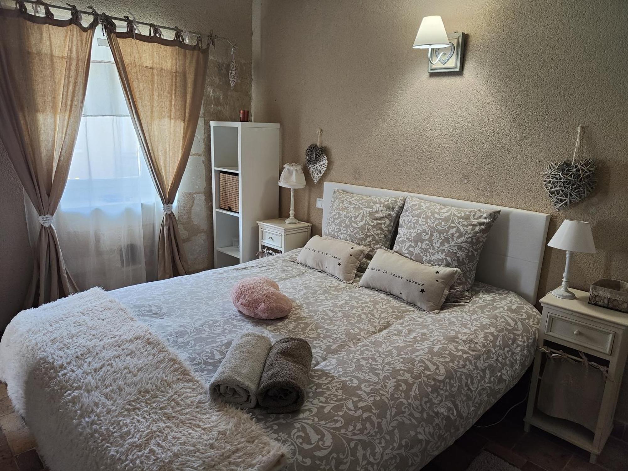 Gite Les Piraudieres Noyant-de-Touraine Room photo